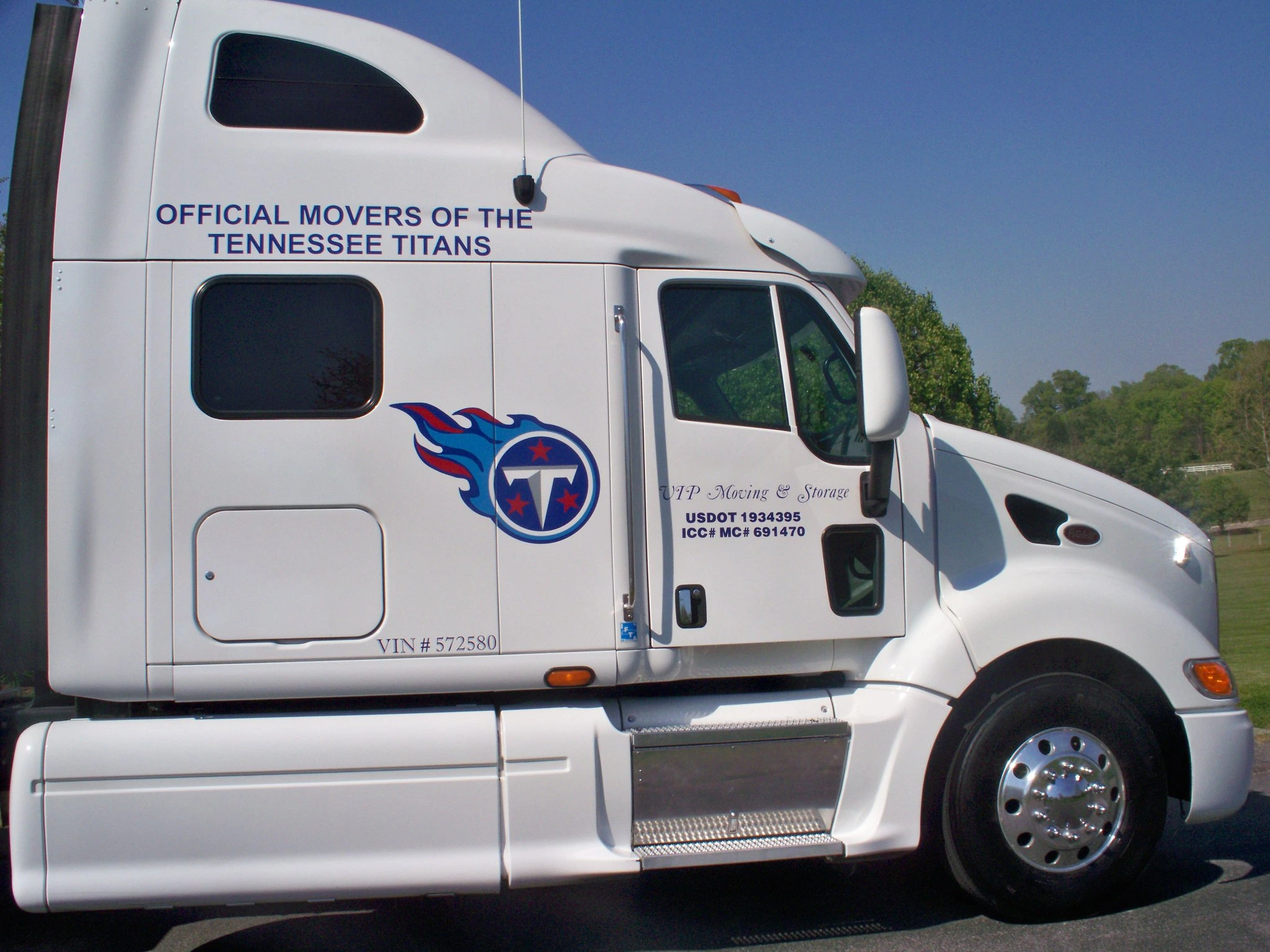 Official Movers of the Tennessee Titans truck